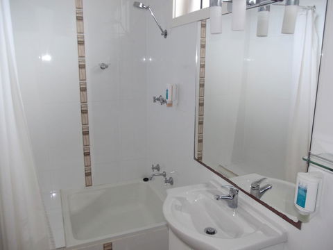 Guichen Bay Motel - Accommodation Redcliffe 43
