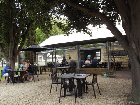 Guichen Bay Motel - Accommodation Redcliffe 4