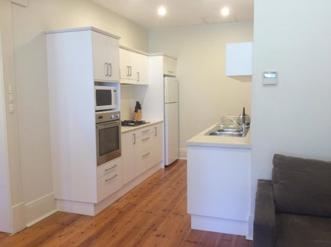 Parkview Apartment - Grandview House & Apartments - Accommodation Redcliffe 4