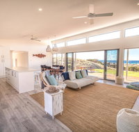 Middle River Beach House Western House - Accommodation Redcliffe