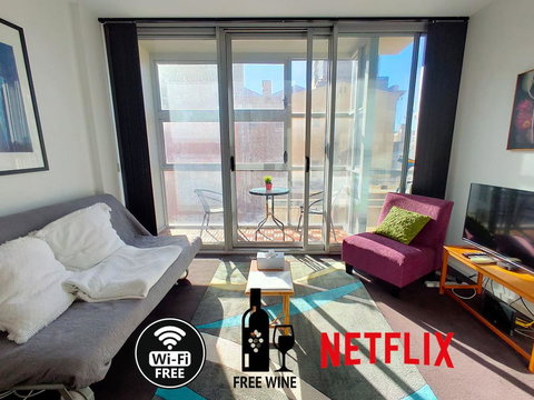 Project BNB On York - Accommodation Redcliffe 0