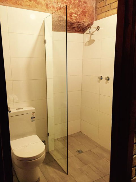 The Lookout Cave Underground Motel - Accommodation Redcliffe 44