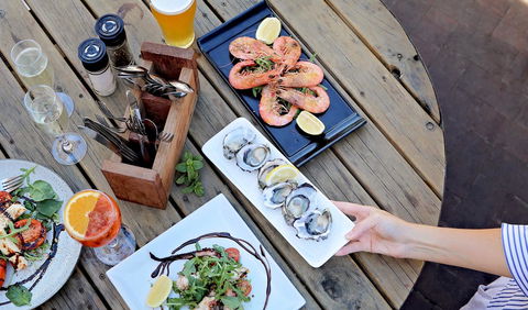 Caledonian Inn - Accommodation Redcliffe 18