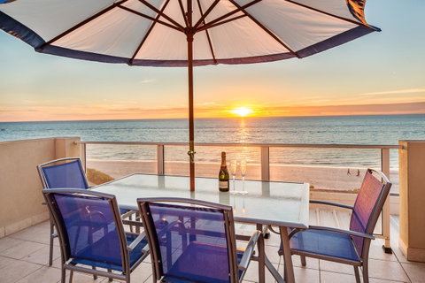 Adelaide Luxury Beach House - Accommodation Redcliffe 9