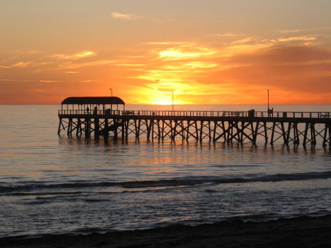 Adelaide Luxury Beach House - Accommodation Redcliffe 22
