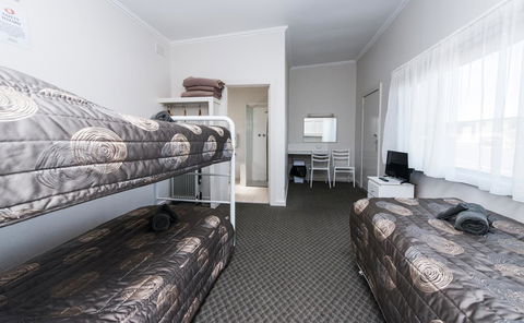 Blue Lake Motel - Accommodation Redcliffe 9
