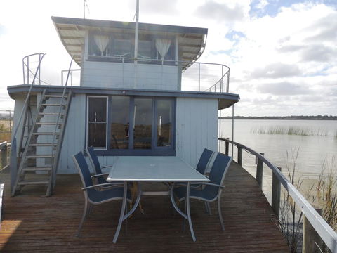 PS Federal Retreat Paddle Steamer Goolwa - Accommodation Redcliffe 34