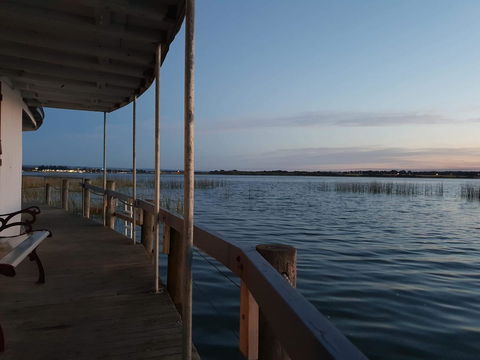 PS Federal Retreat Paddle Steamer Goolwa - Accommodation Redcliffe 4