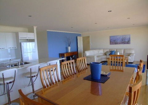 Rosie\'s - Accommodation Redcliffe 2