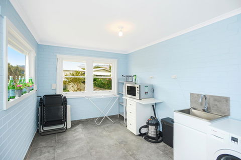 Salomon Sea Haus - Sellicks Beach - C21 SouthCoast Holidays - Accommodation Redcliffe 7