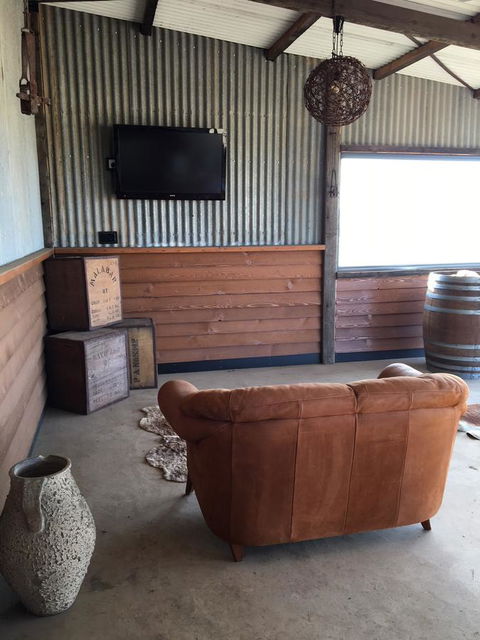 Bukirk Glamping & Fancy Coops - Accommodation Redcliffe 28