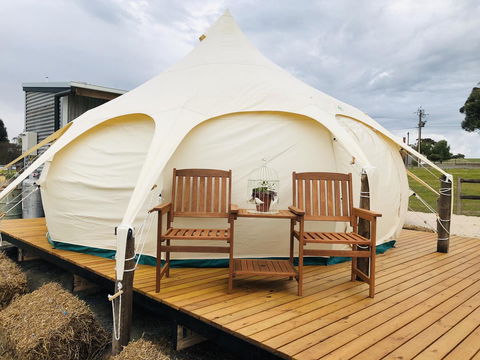 Bukirk Glamping & Fancy Coops - Accommodation Redcliffe 0