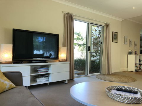 Jack\'s House B&B Clare - Accommodation Redcliffe 13