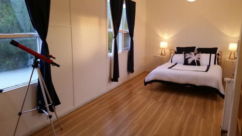 The Sandland Shack - Accommodation Redcliffe 6