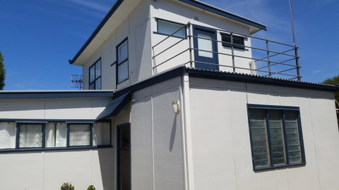 The Sandland Shack - Accommodation Redcliffe 3