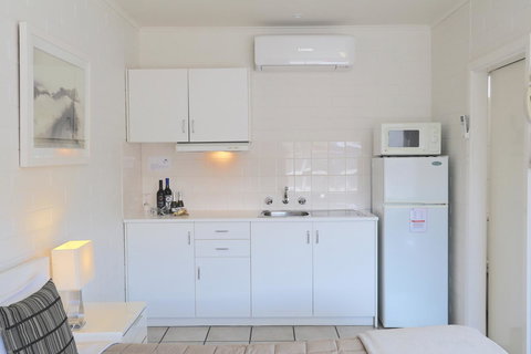 Harbour View Motel - Accommodation Redcliffe 30