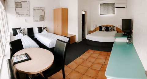 Harbour View Motel - Accommodation Redcliffe 43