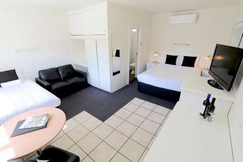 Harbour View Motel - Accommodation Redcliffe 41