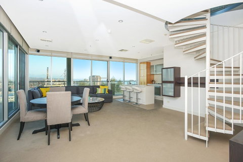 Glenelg Skyline Penthouse - Accommodation Redcliffe 40