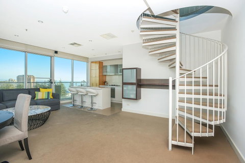 Glenelg Skyline Penthouse - Accommodation Redcliffe 18