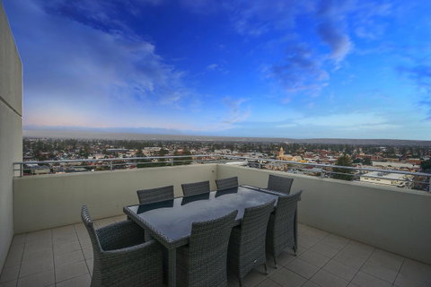 Glenelg Skyline Penthouse - Accommodation Redcliffe 34