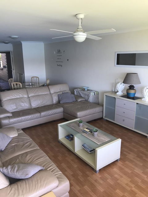 Lakeside - Accommodation Redcliffe 3