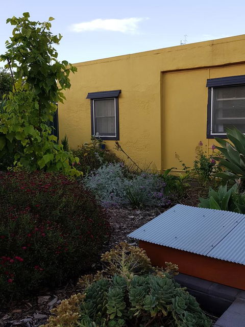 Sinclair Cottage - Accommodation Redcliffe 29