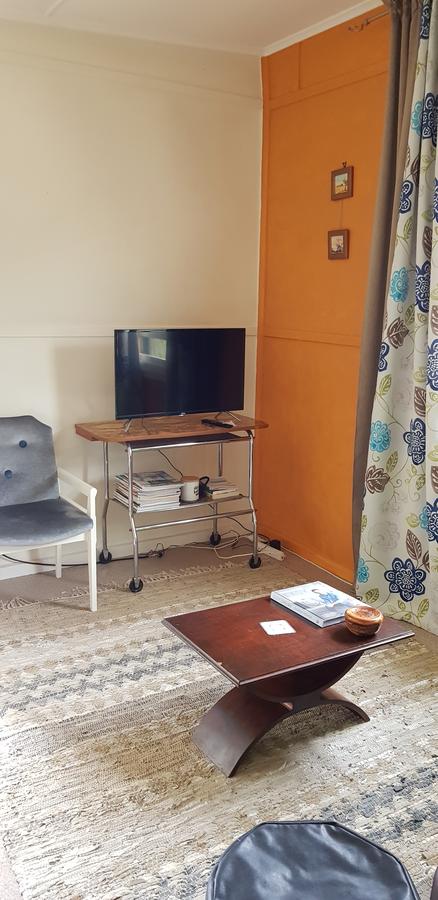 Sinclair Cottage - Accommodation Redcliffe 8