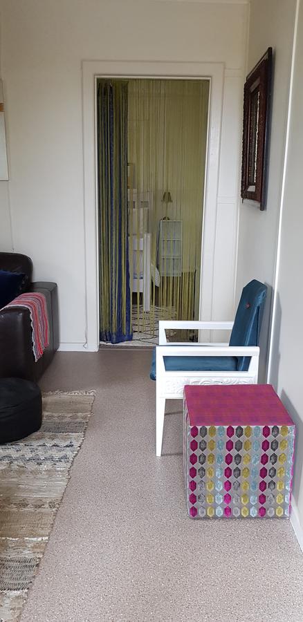 Sinclair Cottage - Accommodation Redcliffe 6
