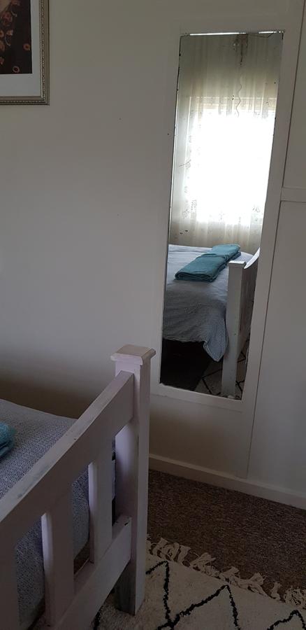 Sinclair Cottage - Accommodation Redcliffe 13