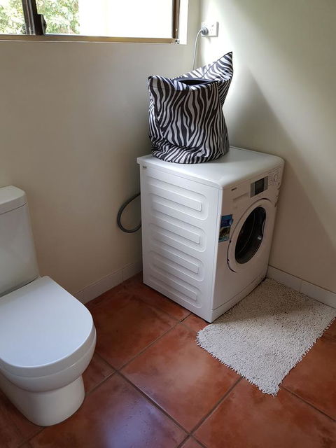 Sinclair Cottage - Accommodation Redcliffe 17