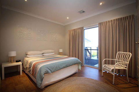 Waterfront On Osprey - Accommodation Redcliffe 15