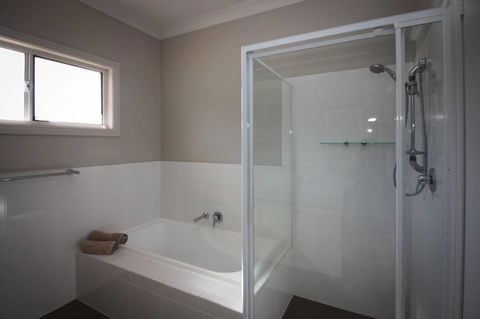 Waterfront On Osprey - Accommodation Redcliffe 21