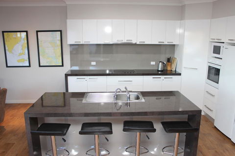 Waterfront On Osprey - Accommodation Redcliffe 6