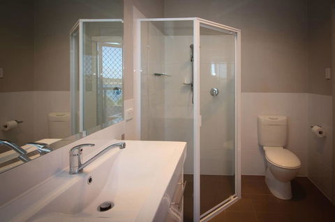 Waterfront On Osprey - Accommodation Redcliffe 23