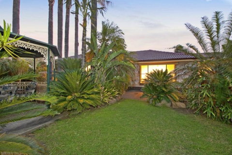 The Palms - Accommodation Redcliffe 24