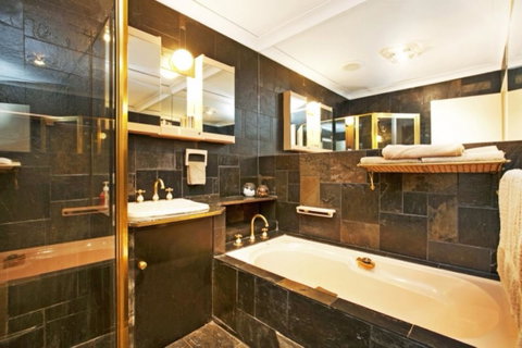 The Palms - Accommodation Redcliffe 20