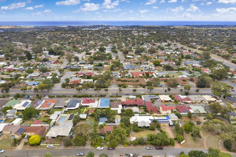 The Palms - Accommodation Redcliffe 25