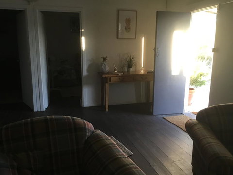 35 Trevena Road - Accommodation Redcliffe 7