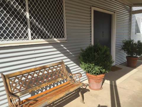 35 Trevena Road - Accommodation Redcliffe 0