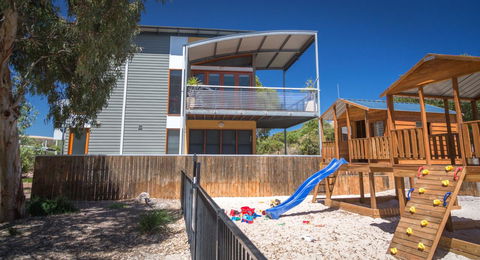 South Shores Villa 31 - South Shores Normanville - Accommodation Redcliffe 1