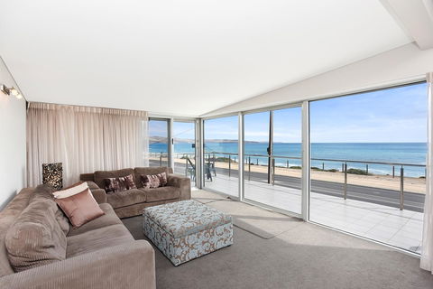 Esplanade Escape - Accommodation Redcliffe 18
