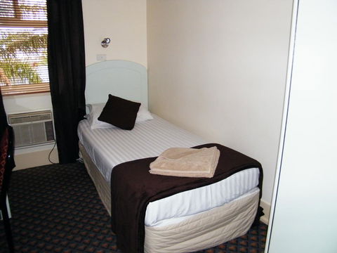 Grand Tasman Hotel - Accommodation Redcliffe 22