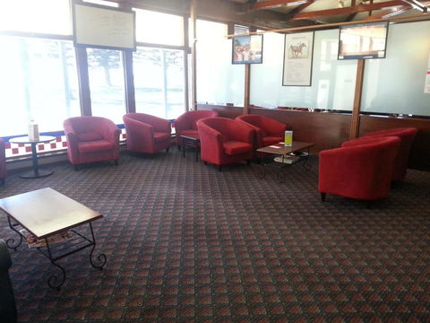 Grand Tasman Hotel - Accommodation Redcliffe 21