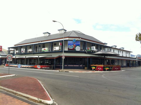Grand Tasman Hotel - Accommodation Redcliffe 0