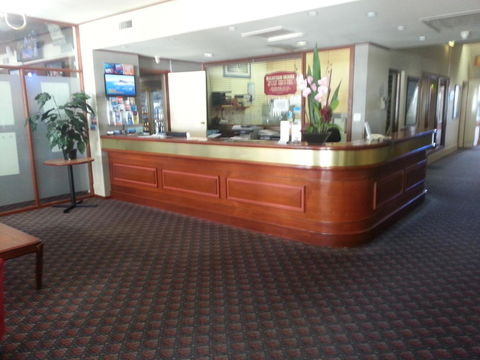 Grand Tasman Hotel - Accommodation Redcliffe 20