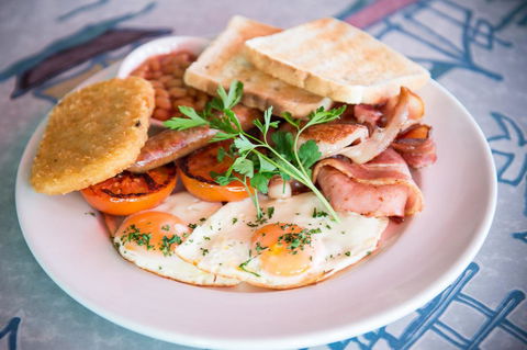 Grand Tasman Hotel - Accommodation Redcliffe 26