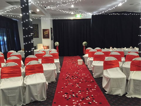 Grand Tasman Hotel - Accommodation Redcliffe 11