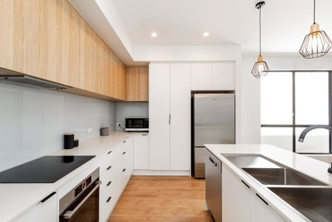 Brand New Affordable Luxury 3 Bedroom 3 Bathrooms House Close To Adelaide City, Chinatown, Beach, Adelaide Airport - Accommodation Redcliffe 7