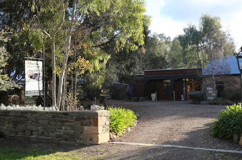 William Hunt's Retreat - Cypress Studio - Accommodation Redcliffe 15